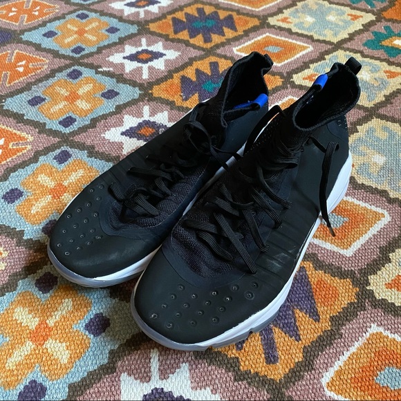 Under Amour Basketball SC Athletic Shoes 6.5Y - Picture 4 of 7